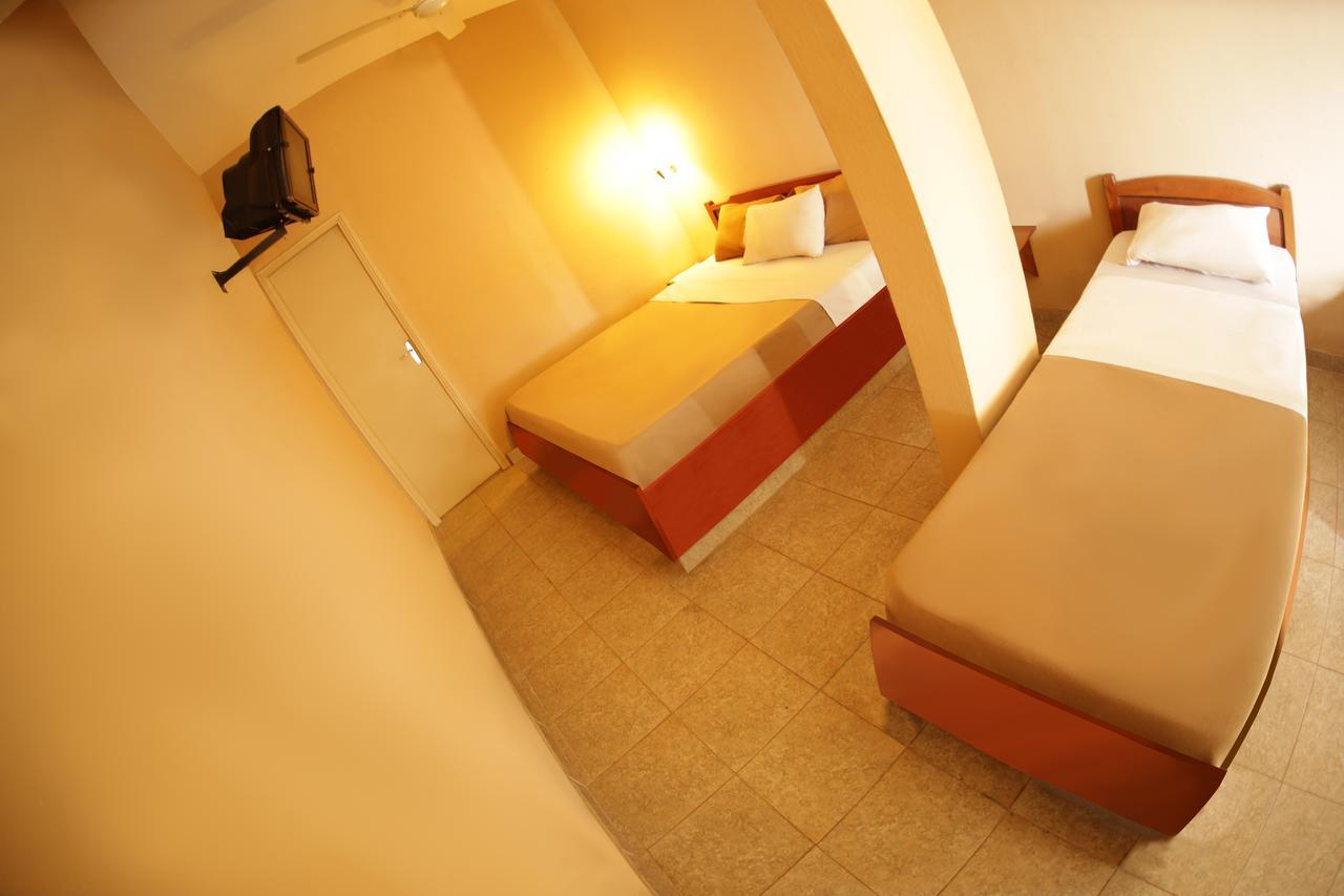 Hotel Del Sur Сан-Лоренсо Номер фото